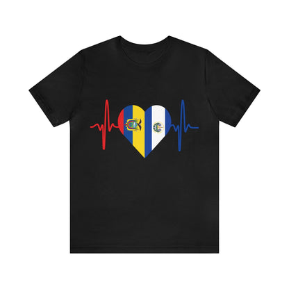 El Salvador & Ecuador Unisex Short Sleeve Tee I Camisa Unisexo manga corta El Salvador y Ecuador