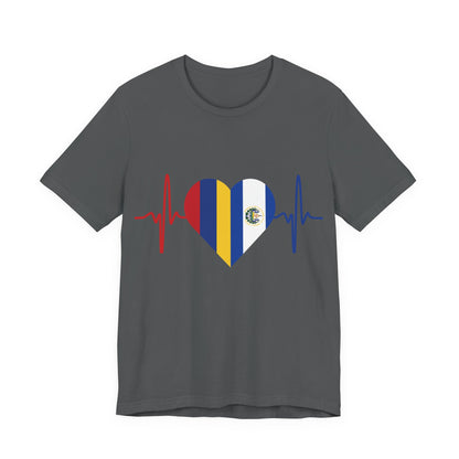 El Salvador & Colombia Unisex Short Sleeve Tee I Camisa Unisexo manga corta El Salvador y Colombia I Cultura Salvadoreña y Colombiana